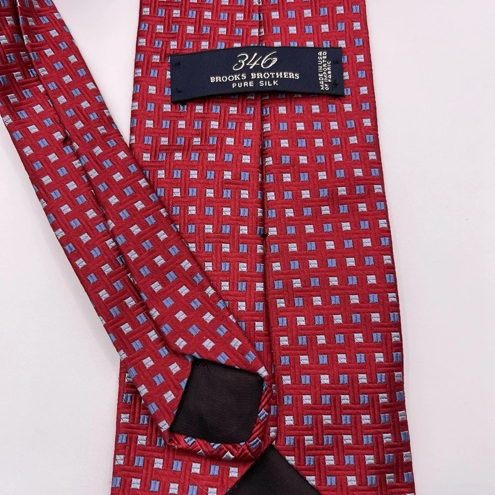 Brooks Brothers 346 Tie Silk Red‎ Geometric